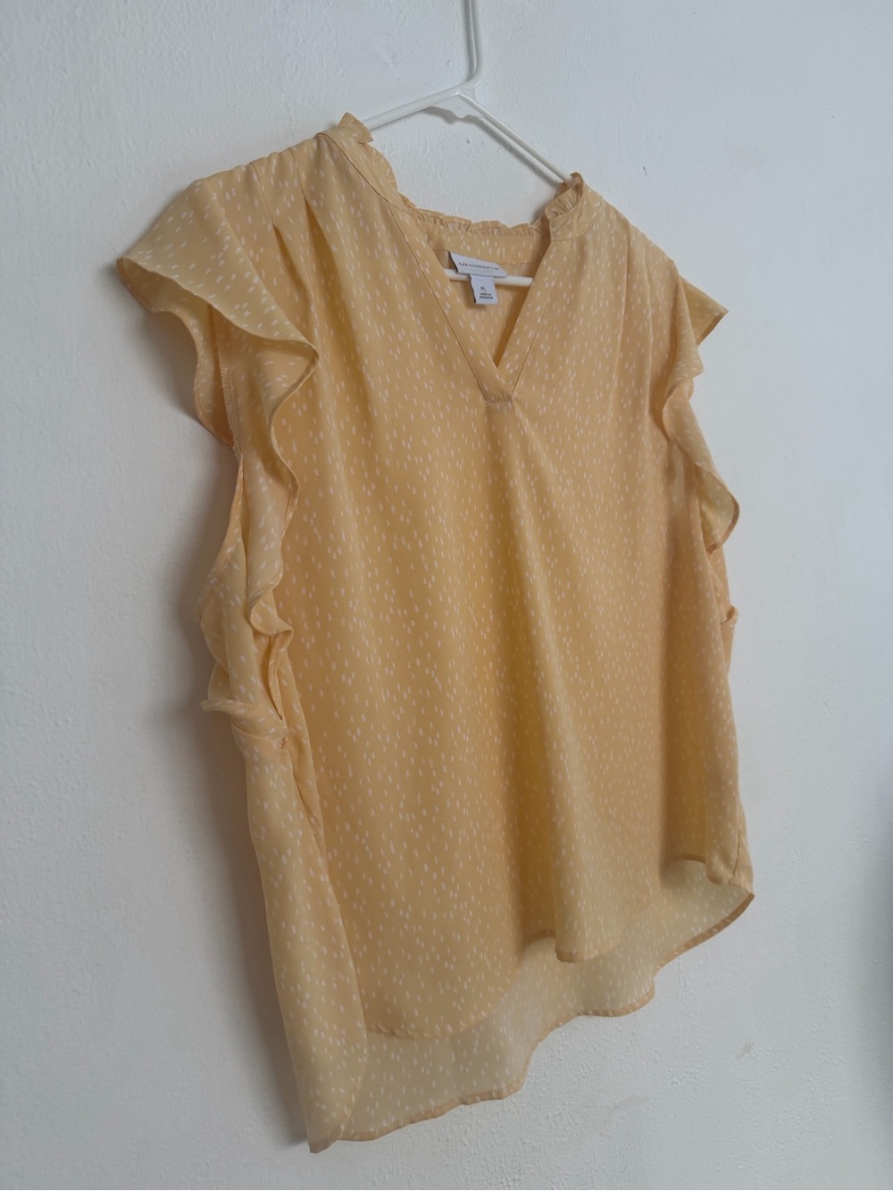Liz Claiborne Pale Yellow Ruffle Sleeve Blouse
